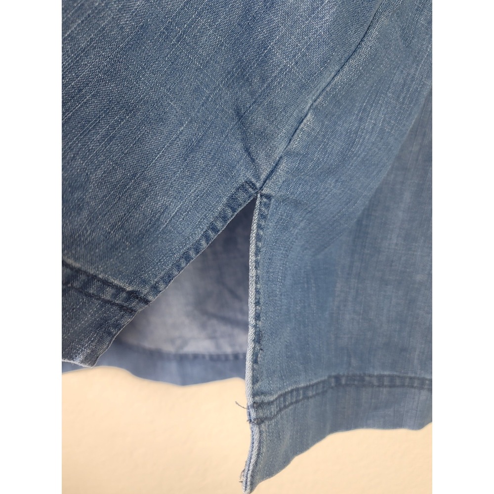 Martha Stewart Denim Tunic Top Women M Chambray Button Placket Minimalist Preppy - Picture 8 of 9